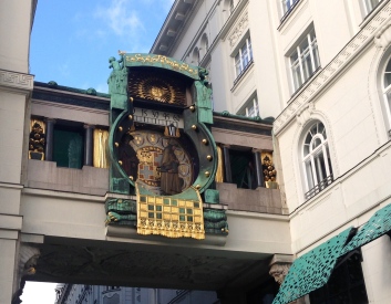 Hoher Markt Clock (Ankeruhr)